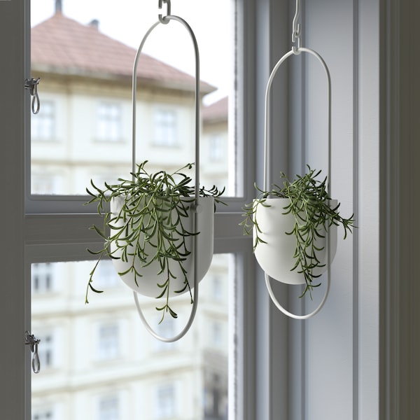 An in/outdoor/String of bananas hanging FEJKA artificial potted plant